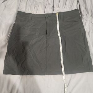 Eddie Bauer skirt like new